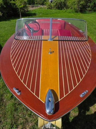 1959 17' Chris Craft Ski Boat